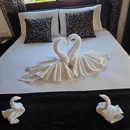 Marinea 2 Feriehus Paphos