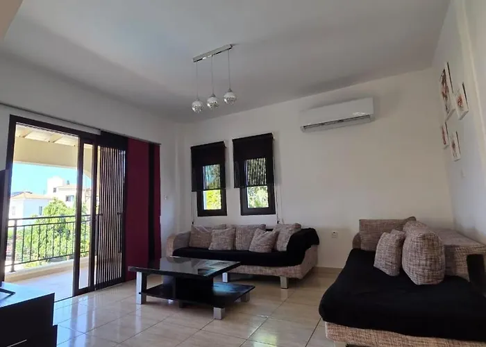 Marinea 2 Semesterbostad Paphos